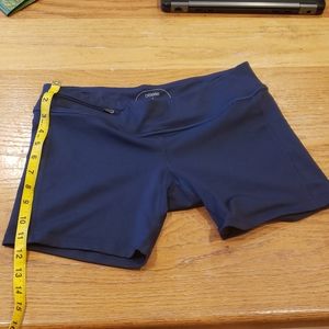 Oiselle size L spandex shorts